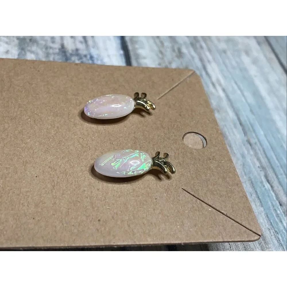 Opal Acrylic Pineapple Stud Post‎ Earrings NWOT gold Tone